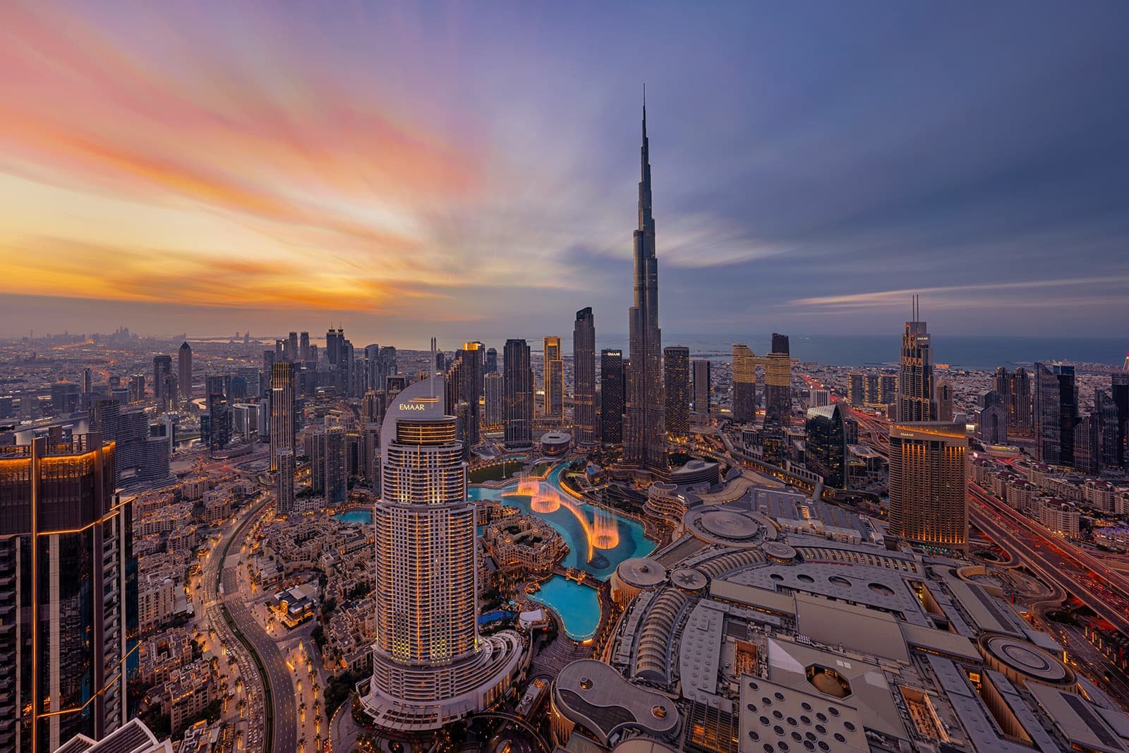 Living in Dubai: Benefits, Drawbacks & Monthly Costs