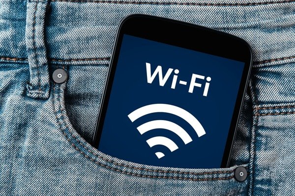 Can I Use Portable Wi-Fi On A Plane?